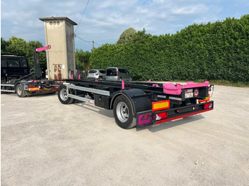 קרון נגרר מתגלגל/ מדלג