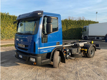 משאית הרמת וו IVECO EuroCargo 75E