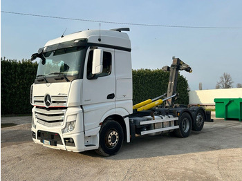 משאית הרמת וו MERCEDES-BENZ Actros