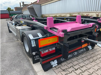 קרון נגרר מתגלגל/ מדלג