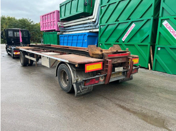 קרון נגרר מתגלגל/ מדלג