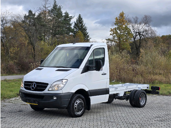 כלי רכב מסחרי מזהיר MERCEDES-BENZ Sprinter 519