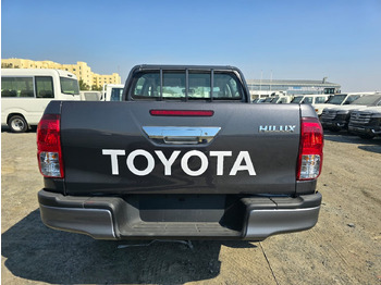 טנדר TOYOTA Hilux