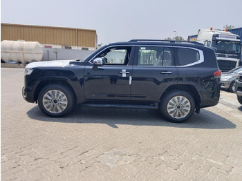 מכונית TOYOTA Land Cruiser