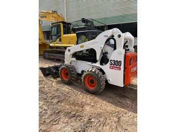 מעמיס היגוי החלקה BOBCAT S300