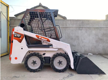 מעמיס היגוי החלקה BOBCAT S70