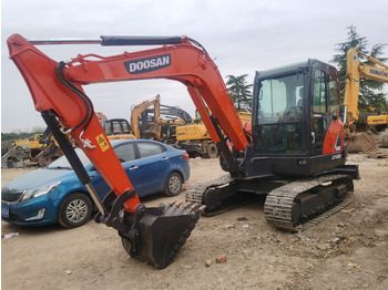 מחפר סורק DOOSAN DX60