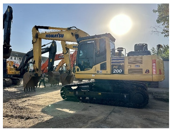 מחפר סורק KOMATSU PC200-8