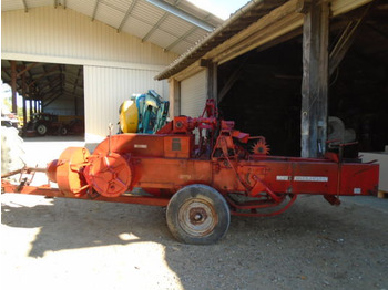 מכונת צרור מרובעת MASSEY FERGUSON