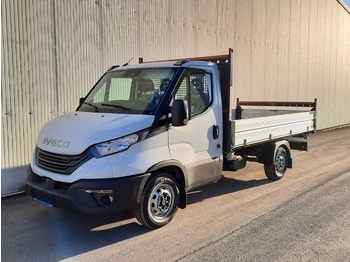 כלי רכב מסחרי מזהיר IVECO Daily 35s14