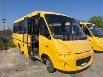 אוטובוס בית ספר IVECO