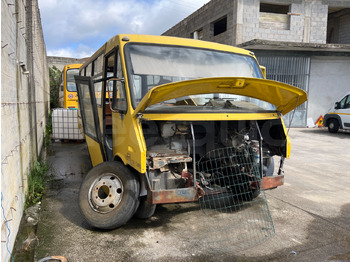 אוטובוס בית ספר IVECO