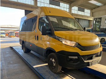 אוטובוס בית ספר IVECO Daily