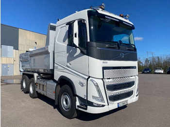 מזהיר Volvo FH 540: תמונה 2 מזהיר Volvo FH 540: תמונה 2