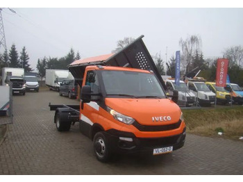 כלי רכב מסחרי מזהיר Iveco DAILY 35 C 3-STONNA WYWROTKA: תמונה 3 כלי רכב מסחרי מזהיר Iveco DAILY 35 C 3-STONNA WYWROTKA: תמונה 3