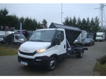 כלי רכב מסחרי מזהיר IVECO Daily 50C17