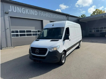 כלי רכב מסחרי עם לוח MERCEDES-BENZ Sprinter 316