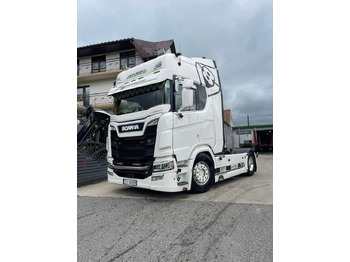 יחידת טרקטור SCANIA R 520