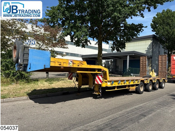 סמיטריילר עם מטען נמוך ACTM