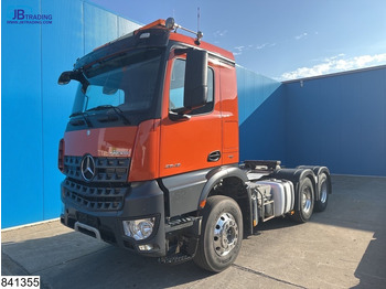יחידת טרקטור MERCEDES-BENZ Arocs 2648