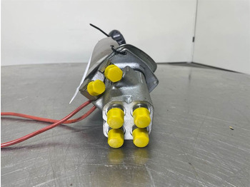 חלקי הידרוליקה עבור מכונת בנייה Liebherr A924B-9075106-Servo valve/Servoventil: תמונה 3