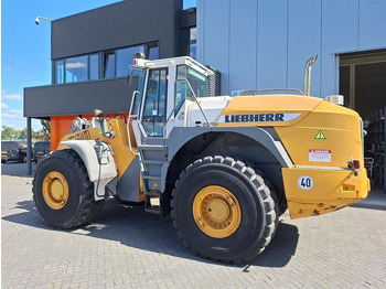 מעמיס גלגלים LIEBHERR L 580