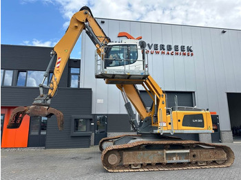 מטפל בפסולת/ תעשייתי LIEBHERR LH 30 C