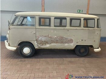 כלי רכב מסחרי עם לוח VOLKSWAGEN