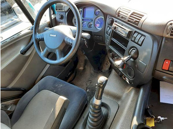 Interior photo 1: יחידת טרקטור DAF CF85.460 6X2 MANUAL GEARBOX