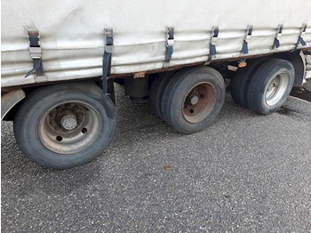 סמיטריילר עם וילונות צד Kässbohrer MZ: תמונה 3