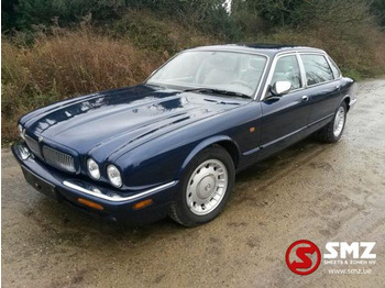 מכונית JAGUAR