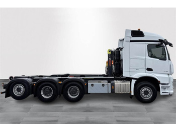משאית הרמת וו Mercedes-Benz AROCS 3253 8x4 Koukkuauto: תמונה 4