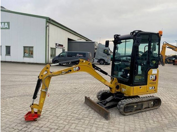 מיני מחפר CATERPILLAR 301.8