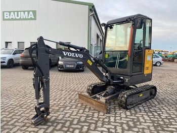מיני מחפר VOLVO EC18E