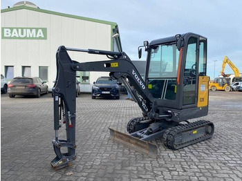 מיני מחפר VOLVO EC20E
