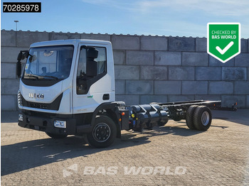 משאית עם שלדת תא IVECO