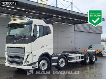 משאית עם שלדת תא VOLVO FH16 750