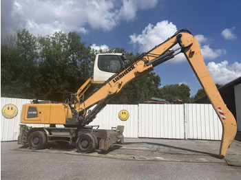 מטפל בפסולת/ תעשייתי LIEBHERR LH 30 M
