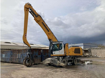 מטפל בפסולת/ תעשייתי LIEBHERR LH 40 M