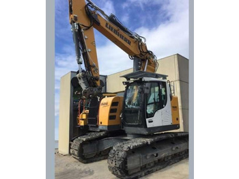 מחפר סורק LIEBHERR R 926
