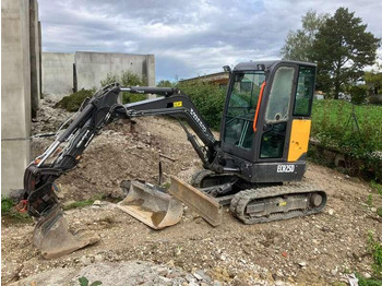 מיני מחפר VOLVO ECR25D
