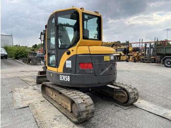 מיני מחפר Volvo ECR58: תמונה 5