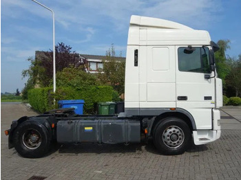יחידת טרקטור DAF XF 430 EURO3 MANAULE GEAR: תמונה 3