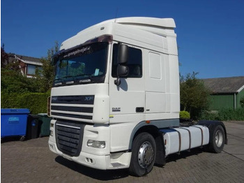 יחידת טרקטור DAF XF 105 460