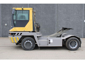 טרקטור מסוף TERBERG