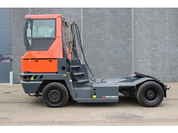 טרקטור מסוף TERBERG