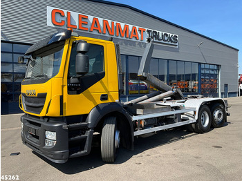 משאית הרמת וו IVECO Stralis