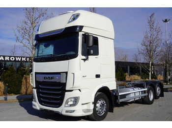 משאית עם שלדת תא DAF XF 480