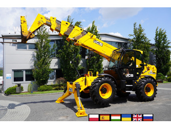 מפעיל טלסקופי JCB
