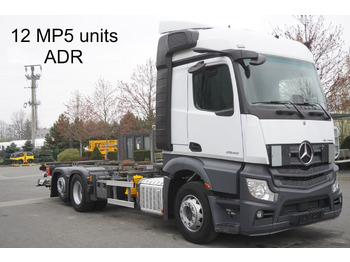 מוביל מכולות/ משאית החלפת גוף MERCEDES-BENZ Actros 2545